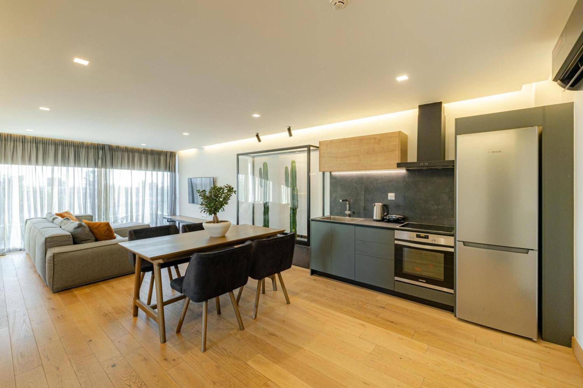 Earth Boutique Apartments Next To Stavros Niarchos Atina Dış mekan fotoğraf