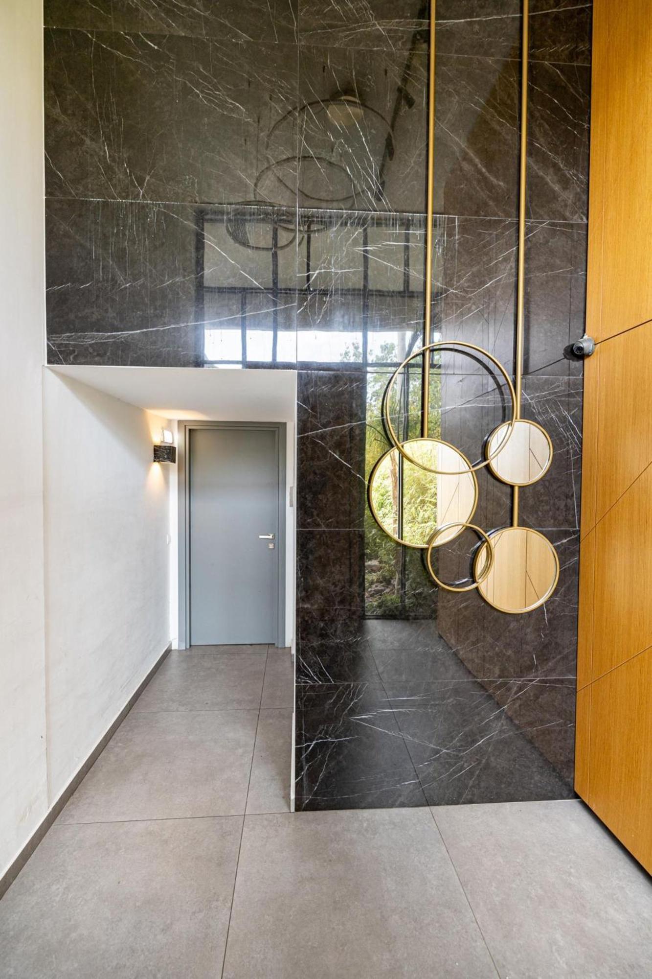 Earth Boutique Apartments Next To Stavros Niarchos Atina Dış mekan fotoğraf